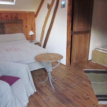 Ferme De La Cacheterie, Bed & Breakfast Fleury-la-Foret ภายนอก รูปภาพ