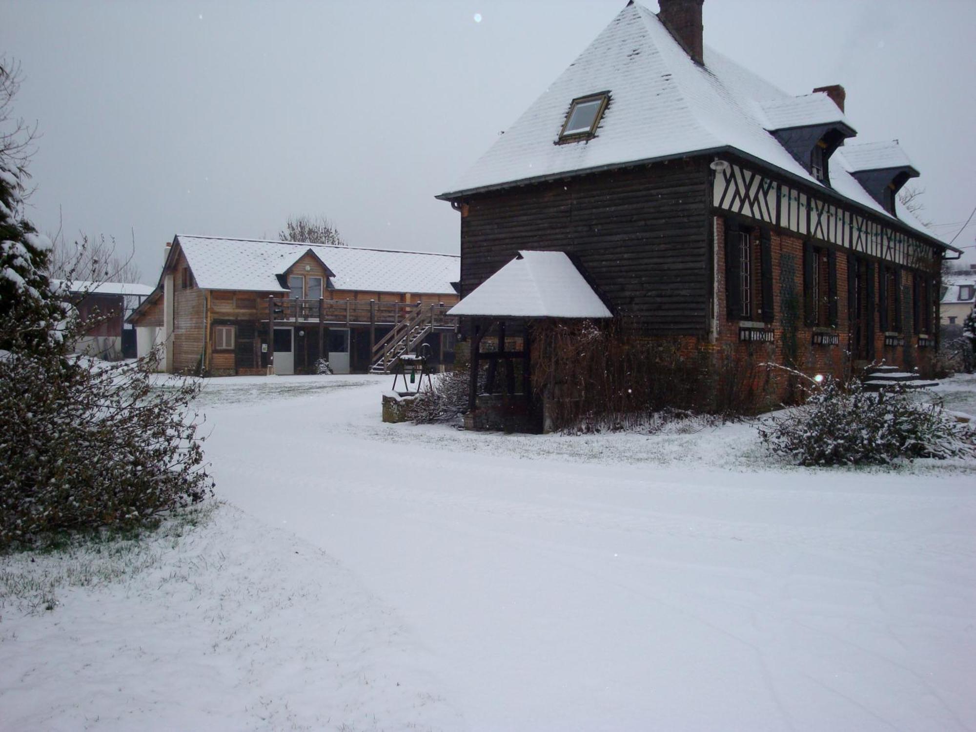 Ferme De La Cacheterie, Bed & Breakfast Fleury-la-Foret ภายนอก รูปภาพ