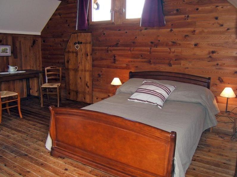 Ferme De La Cacheterie, Bed & Breakfast Fleury-la-Foret ภายนอก รูปภาพ