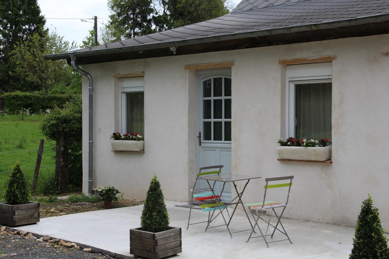 Ferme De La Cacheterie, Bed & Breakfast Fleury-la-Foret ภายนอก รูปภาพ